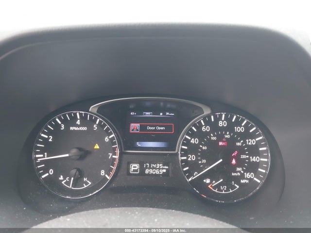 5N1AR2MM0FC616285 Nissan Pathfinder