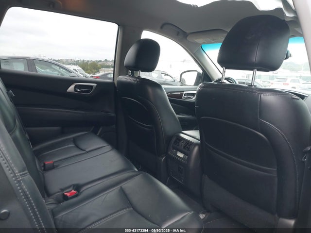 5N1AR2MM0FC616285 Nissan Pathfinder