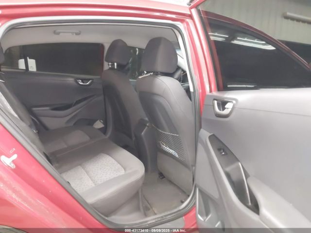 2019 HYUNDAI IONIQ HYBRID KMHC65LC0KU175046 Photo 7