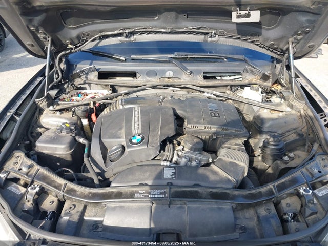 WBAVM5C54EVV92489 BMW X1
