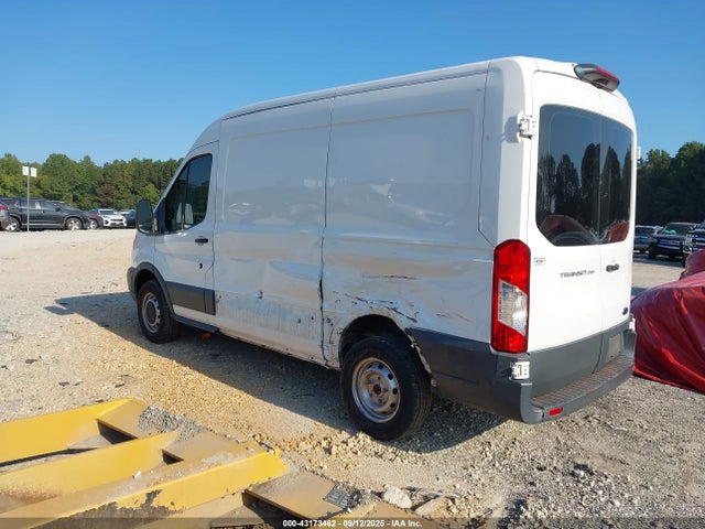 Ford 2018 2018 1FTYR1CM3JKA85595 Image 3