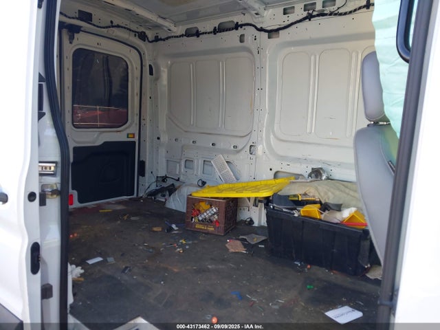 Ford 2018 2018 1FTYR1CM3JKA85595 Image 8