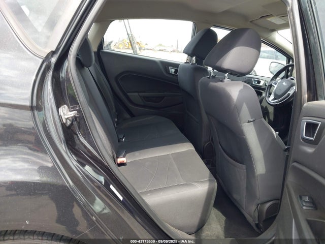 Ford 2015 2015 3FADP4EJXFM208145 Image 8