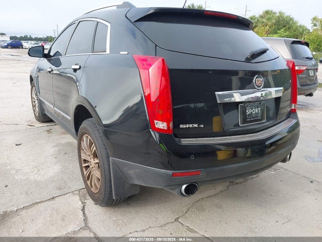 2016 CADILLAC SRX 3GYFNCE38GS583785 Photo 2