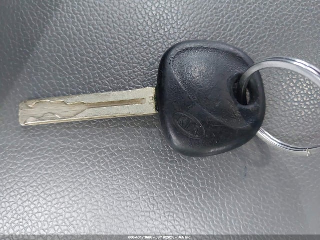 KIA dohc gdi nu 2016 KNDJP3A58G7861360 Image 11