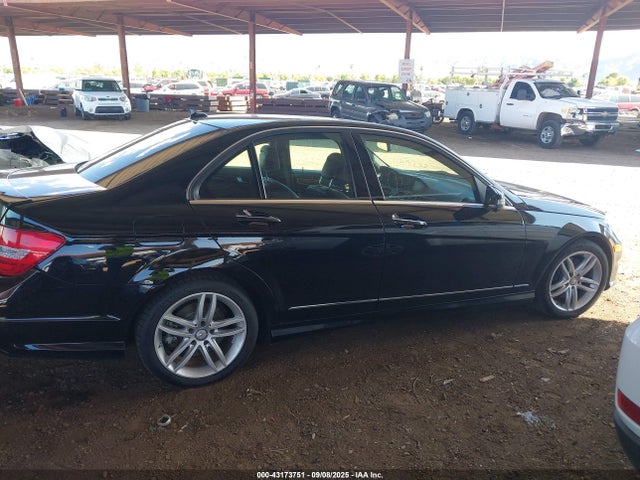 Mercedes-Benz C-Class 2014 WDDGF8AB5EA960269 Image 13
