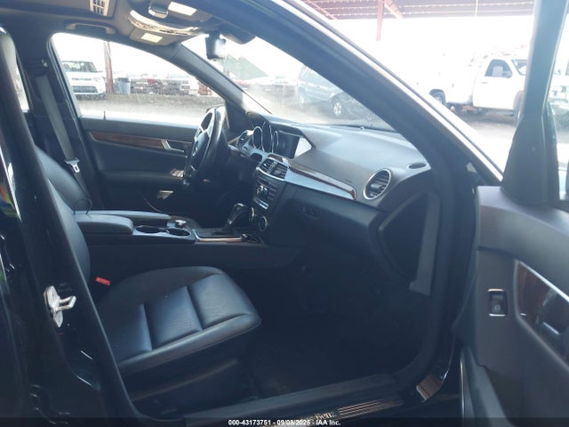 Mercedes-Benz C-Class 2014 WDDGF8AB5EA960269 Image 5