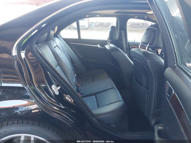 Mercedes-Benz C-Class 2014 WDDGF8AB5EA960269 Image 8