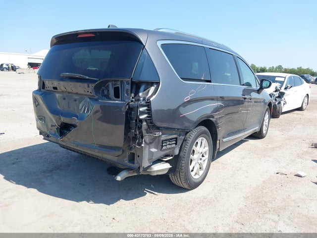 2020 CHRYSLER PACIFICA 2C4RC1BG5LR247667 Photo 3