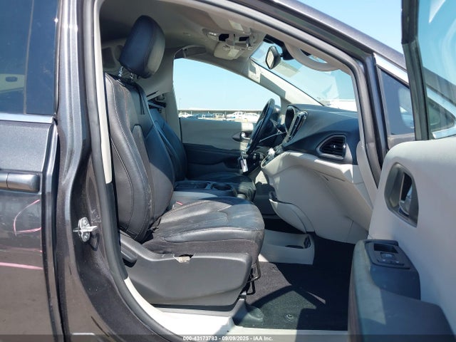 2020 CHRYSLER PACIFICA 2C4RC1BG5LR247667 Photo 4