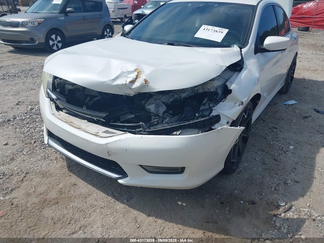 Honda k24w1 2014 1HGCR2F56EA083650 Image 6