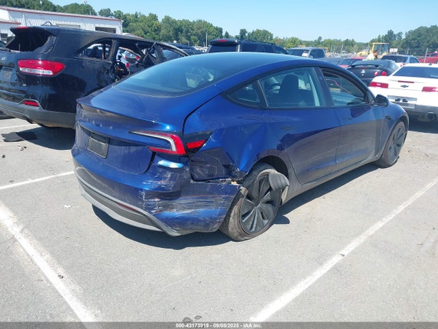 2024 TESLA MODEL 3 5YJ3E1EA0RF824438 Photo 3