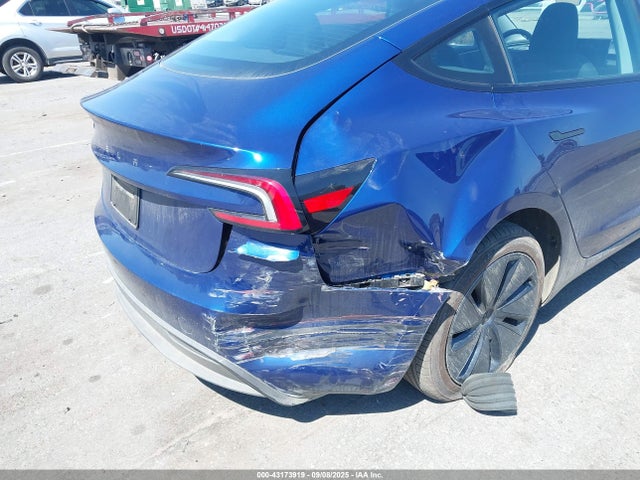 2024 TESLA MODEL 3 5YJ3E1EA0RF824438 Photo 5