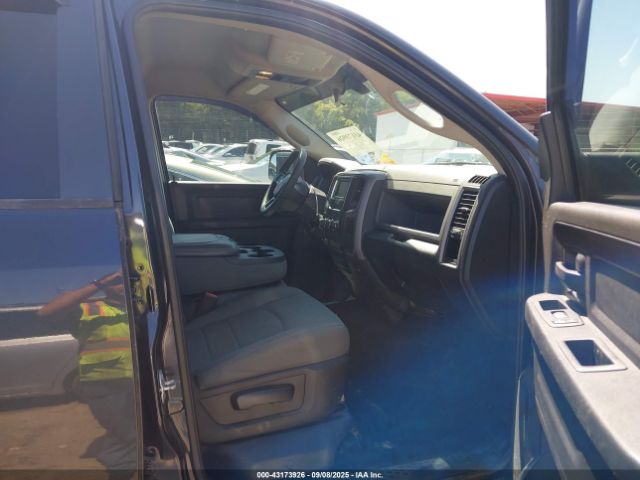 2018 RAM 1500 1C6RR7FT6JS256826 Photo 4