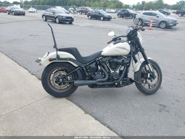 1HD1YWZ19PB030140 Harley-Davidson 117 Balanced