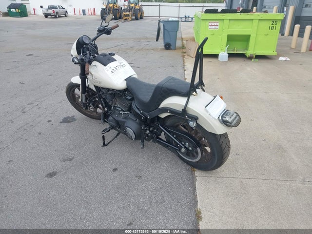 1HD1YWZ19PB030140 Harley-Davidson 117 Balanced
