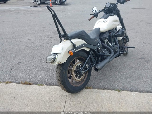 1HD1YWZ19PB030140 Harley-Davidson 117 Balanced