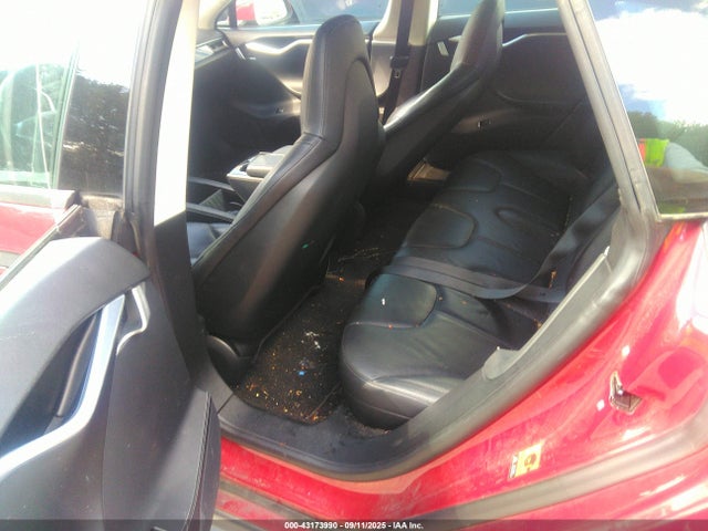 2014 TESLA MODEL S 5YJSA1H12EFP38092 Photo 7