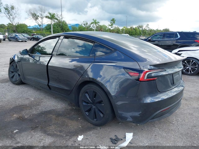 2024 TESLA MODEL 3 5YJ3E1EA3RF768799 Photo 2