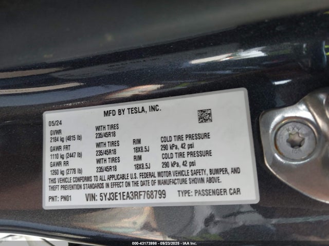 2024 TESLA MODEL 3 5YJ3E1EA3RF768799 Photo 8