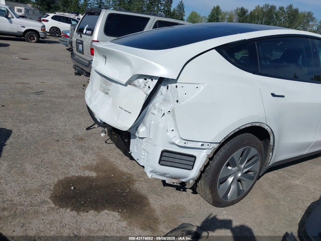 7SAYGDEE1PF814019 Tesla 2023