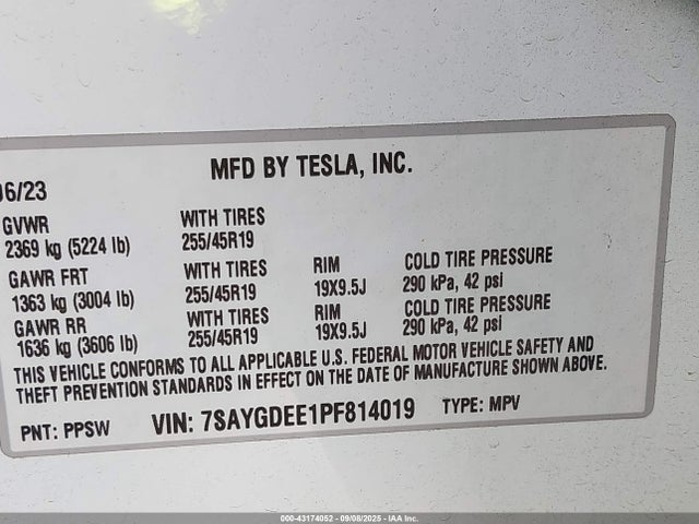 2023 TESLA MODEL Y 7SAYGDEE1PF814019 Photo 8