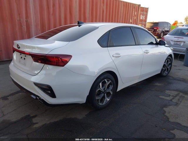 3KPF24AD2ME384213 KIA mpi nu