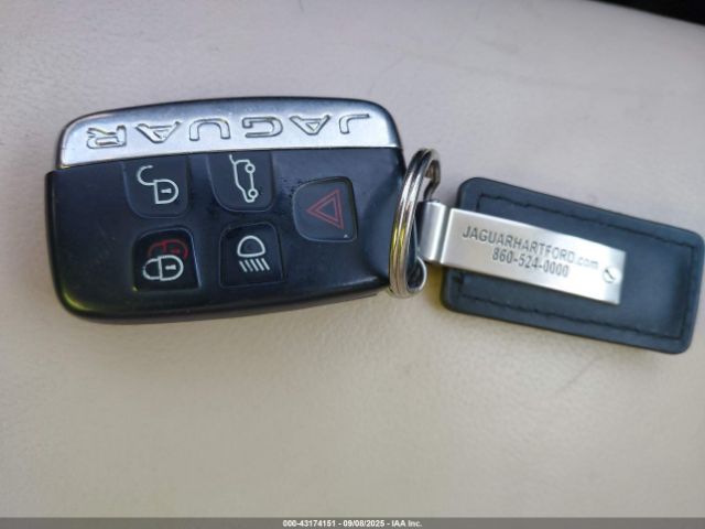 2018 JAGUAR F-PACE SADCK2EV5JA254021 Photo 10