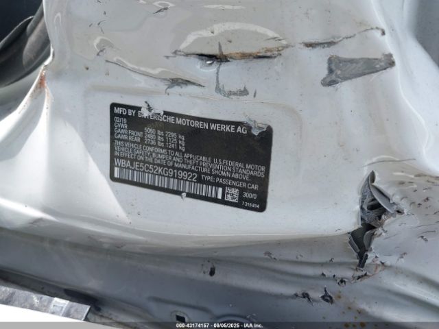 2019 BMW 540I WBAJE5C52KG919922 Photo 8