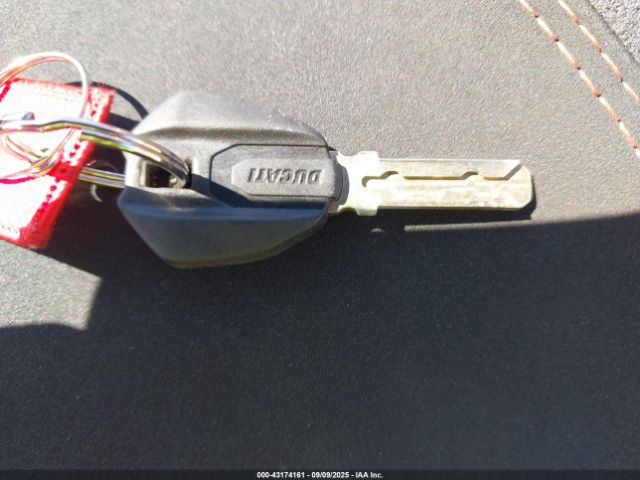 2012 DUCATI SUPERBIKE ZDM14BPW3CB002756 Photo 10