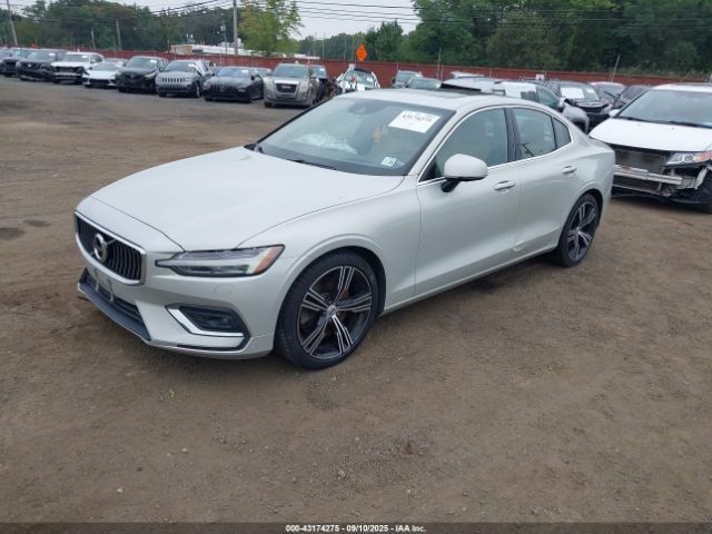 2020 VOLVO S60 7JRA22TL9LG036458 Photo 1