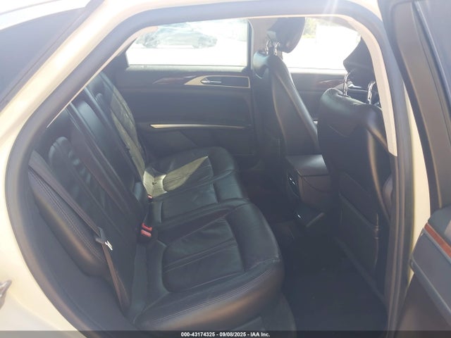 3LN6L2GK5ER807525 Lincoln MKZ