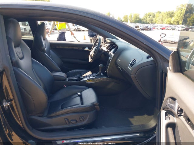 2011 AUDI S5 WAUVVAFR5BA043441 Photo 4