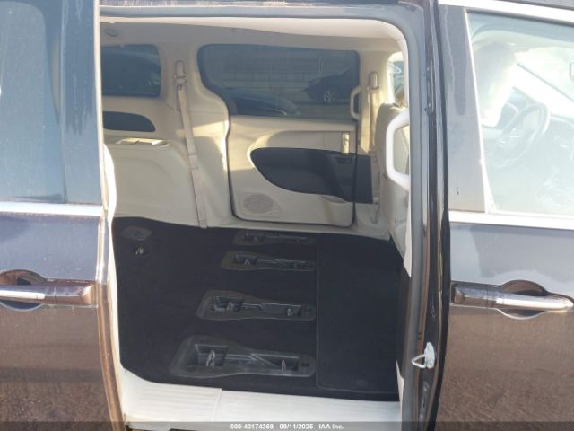 2018 CHRYSLER PACIFICA HYBRID 2C4RC1H76JR116039 Photo 7