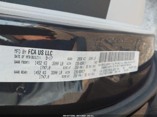 2018 CHRYSLER PACIFICA HYBRID 2C4RC1H76JR116039 Photo 8