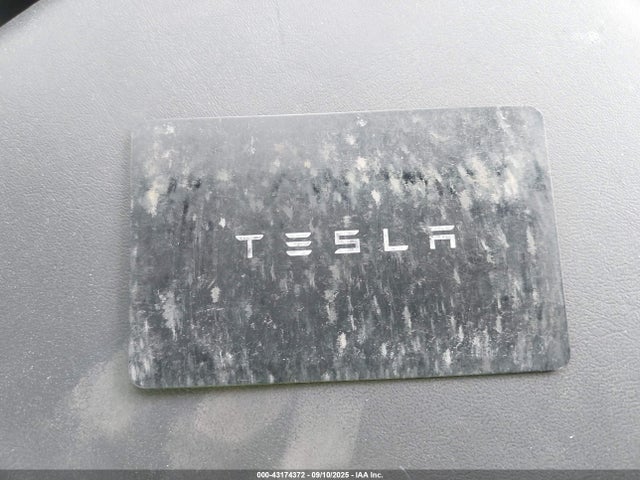 2024 TESLA MODEL Y 7SAYGDEF9RF021756 Photo 10