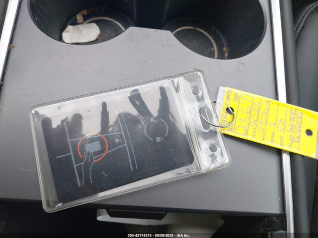 2023 TESLA MODEL 3 5YJ3E1EA8PF596699 Photo 10