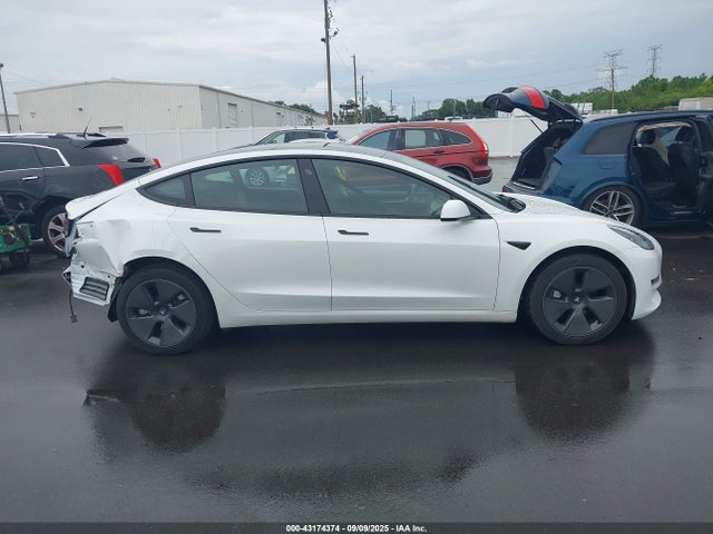 Tesla MODEL 3 2023 5YJ3E1EA8PF596699 Image 13