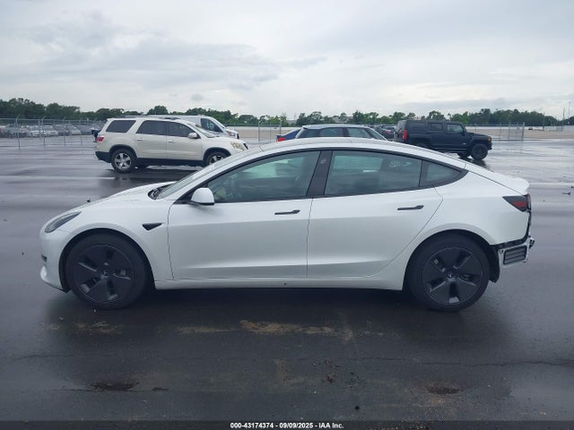 Tesla MODEL 3 2023 5YJ3E1EA8PF596699 Image 14