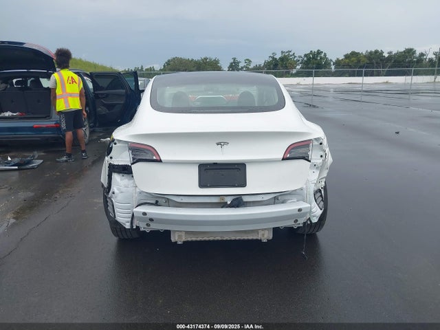 Tesla MODEL 3 2023 5YJ3E1EA8PF596699 Image 16