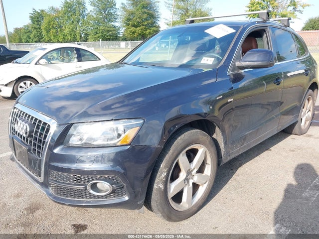 2012 AUDI Q5 WA1DKAFP5CA058104 Photo 1