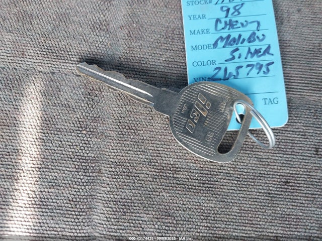 1998 CHEVROLET MALIBU 1G1ND52M9W6265795 Photo 10