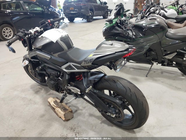 SMTA604SXRTBN5413 Triumph Motorcycle Street Triple