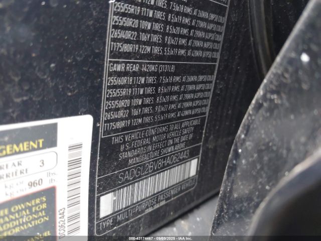 2017 JAGUAR F-PACE SADCL2BV8HA062443 Photo 8