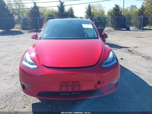 5YJYGDEE5MF126016 Tesla 2021