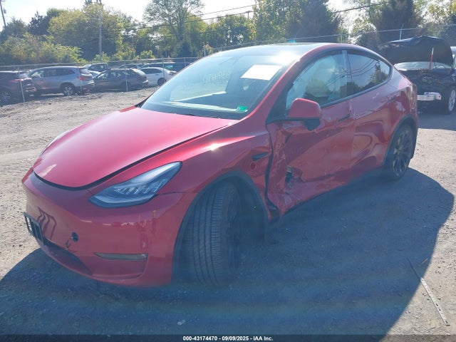 5YJYGDEE5MF126016 Tesla 2021