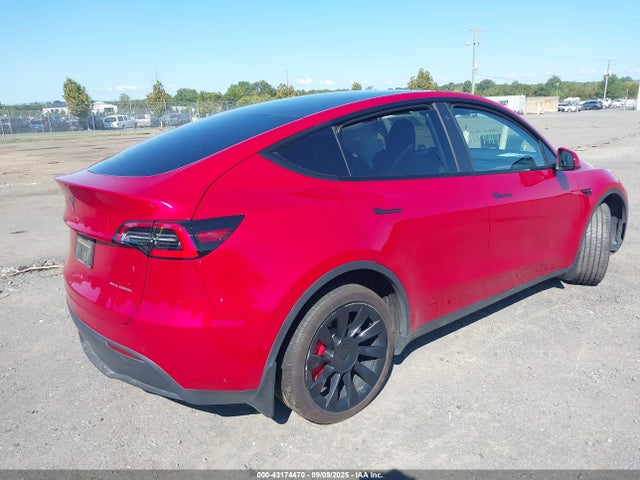 5YJYGDEE5MF126016 Tesla 2021
