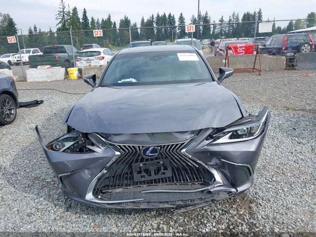 Lexus a25a-fxs, 3nm 2020 58AE21B16LU010478 Image 12