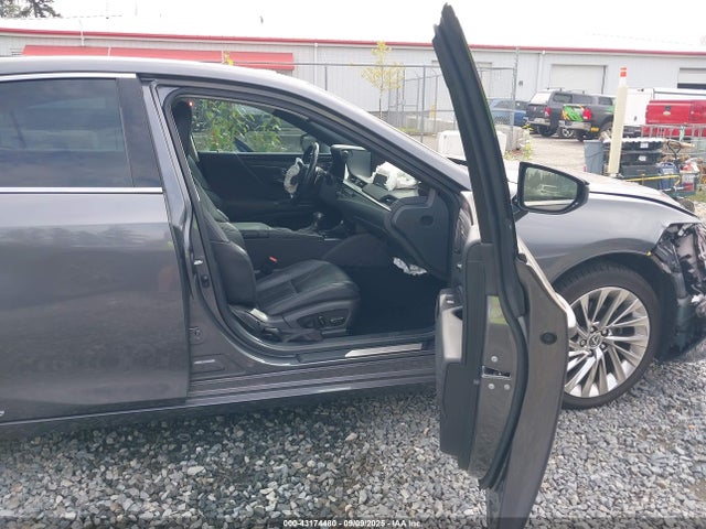 Lexus a25a-fxs, 3nm 2020 58AE21B16LU010478 Image 5