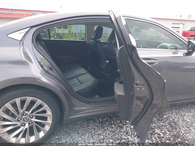 Lexus a25a-fxs, 3nm 2020 58AE21B16LU010478 Image 8